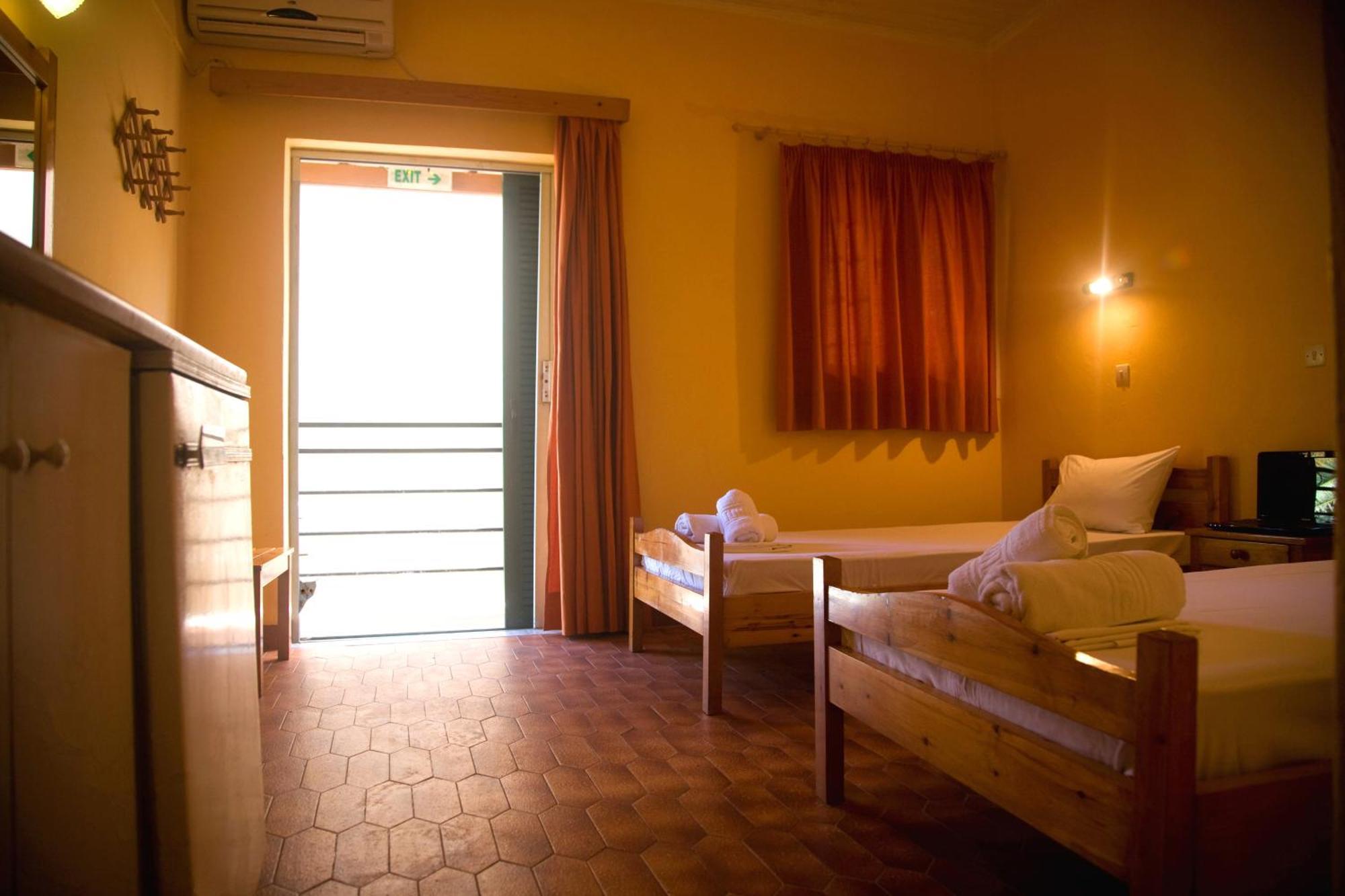 Evgenios Studios Kávos Zimmer foto